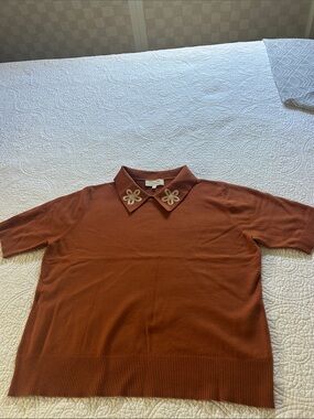 Short-sleeve felted collar sweater